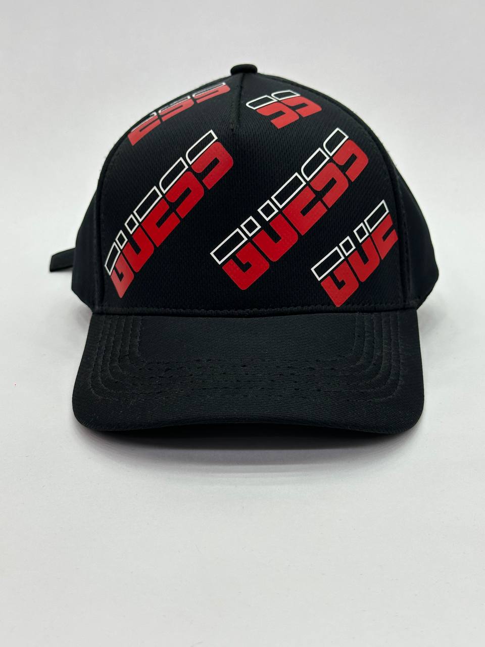 Gorra Guess