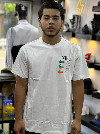 Camiseta Nike
