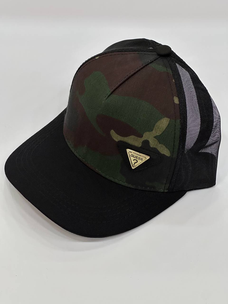Gorra Guess