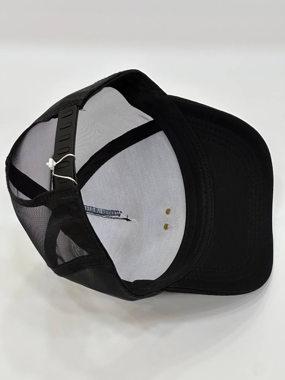 Gorra Guess