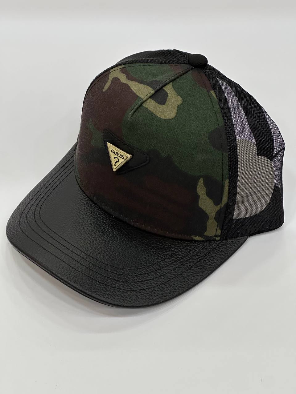 Gorra Guess