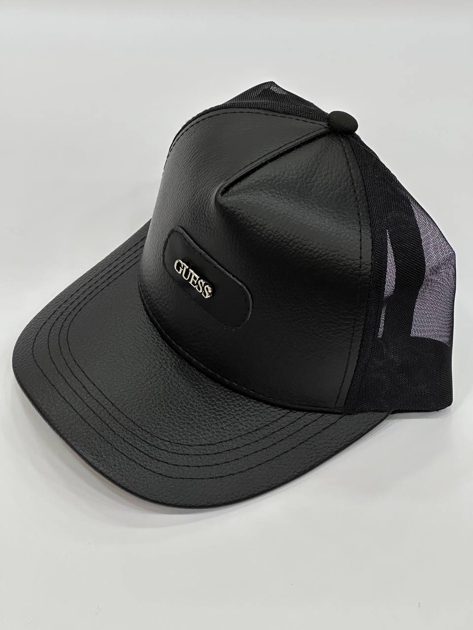 Gorra Guess