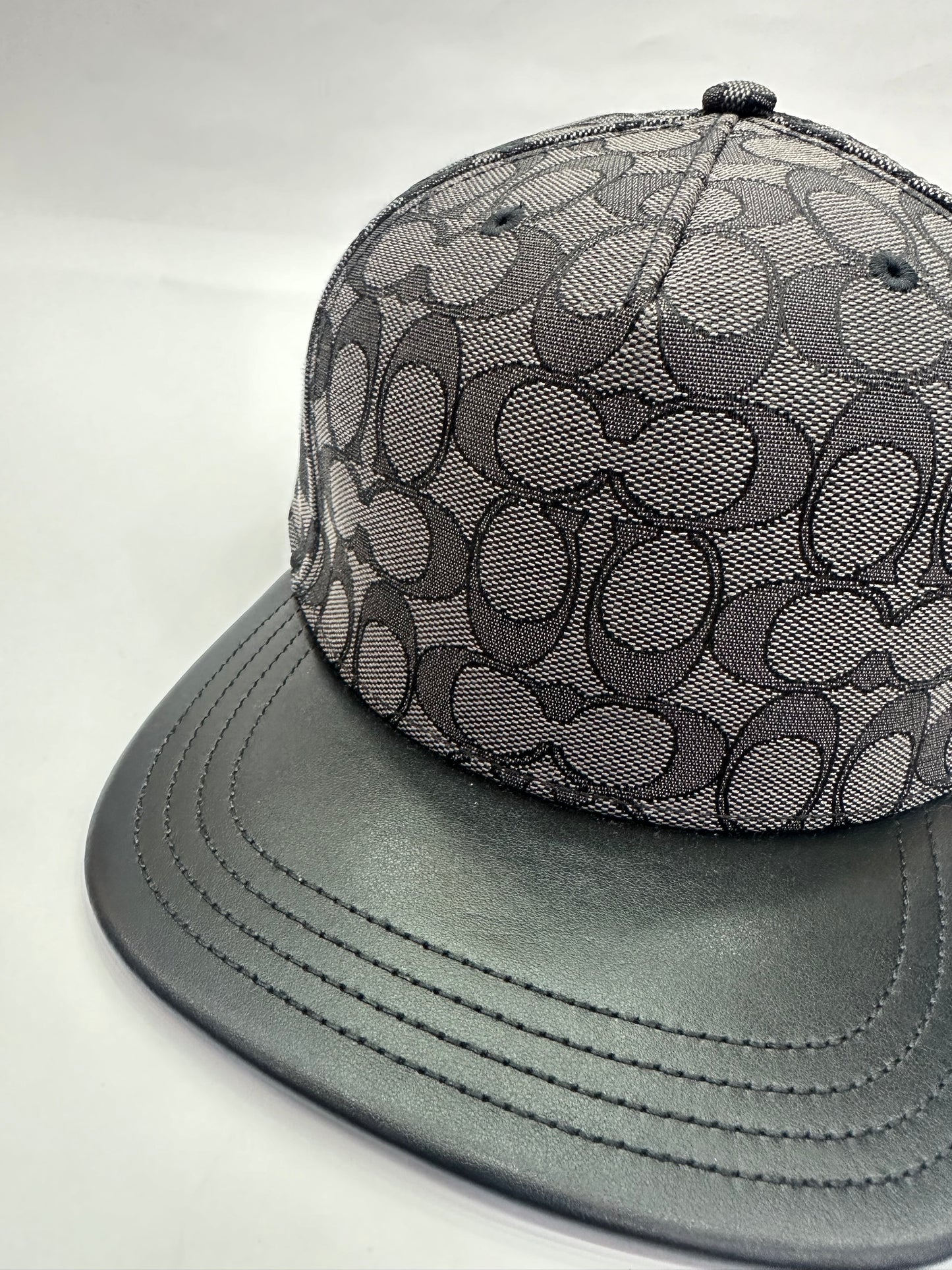 Gorra Coach