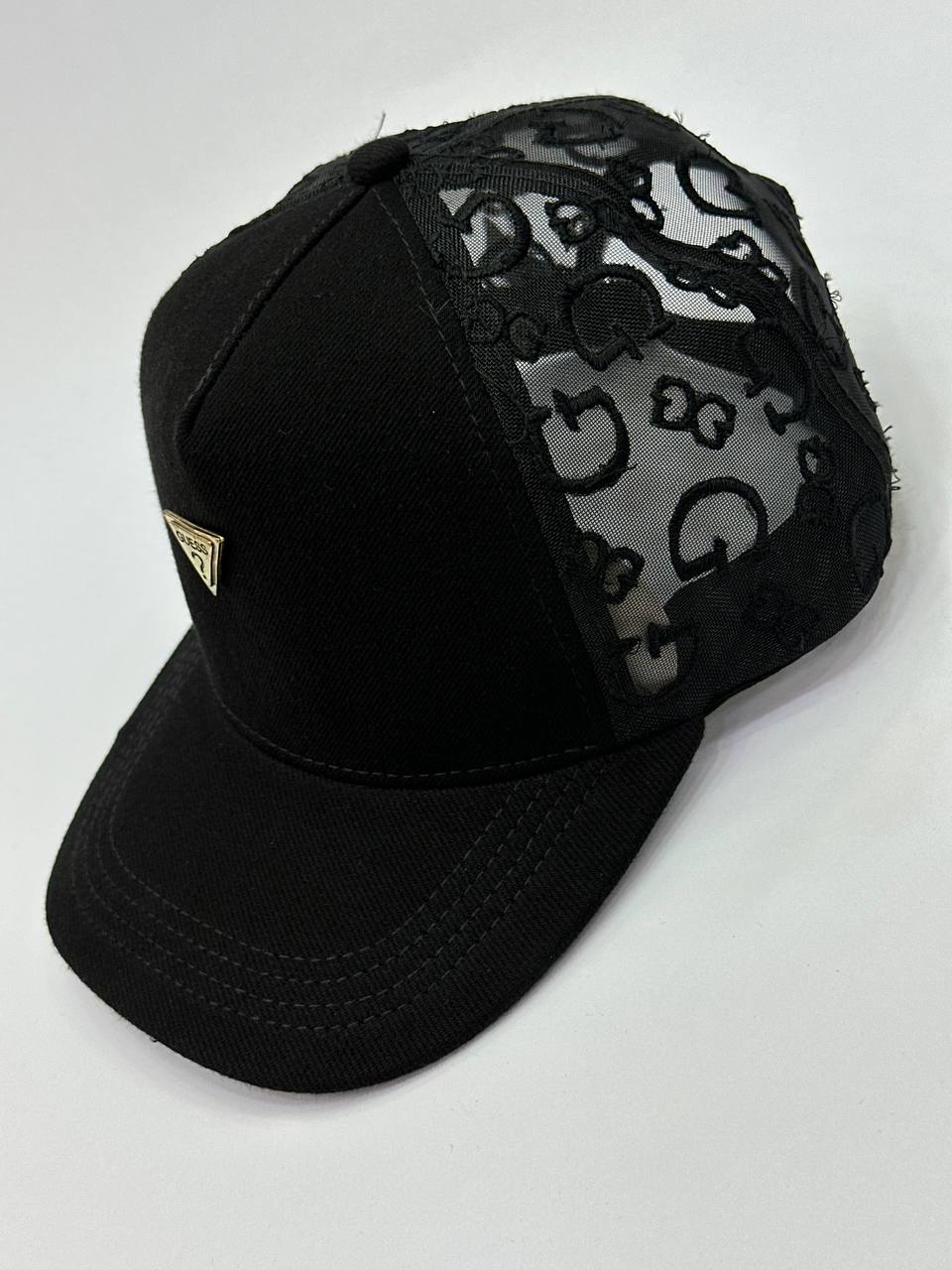 Gorra Guess