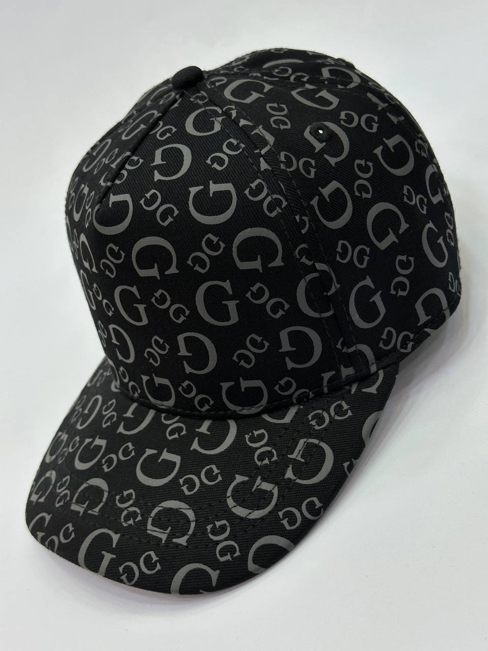 Gorra Guess